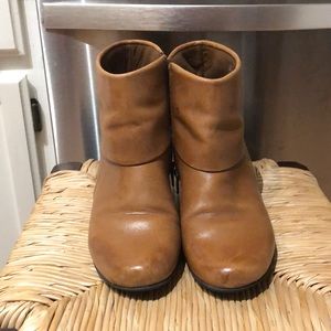 Leather Clarks Booties 8.5 Women’s w/ Wedge Heel